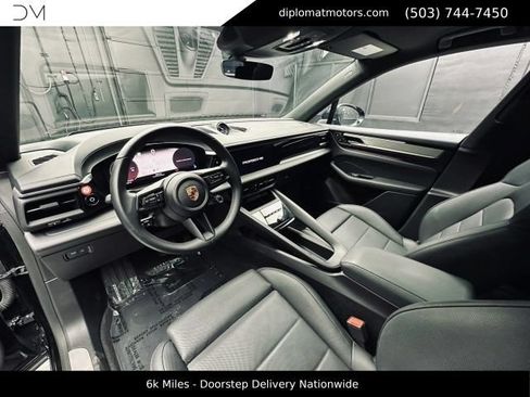 Used 2024 Porsche Macan 4 Electric w/ Premium Package AWD/4WD image 16