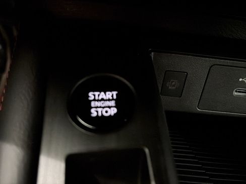 New 2026 Nissan Kicks SR w/ Cold Weather Package image 25