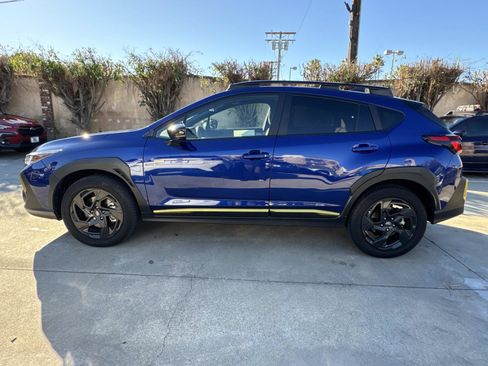Used 2025 Subaru Crosstrek 2.5i Sport w/ Crosstrek Mirror Package image 6