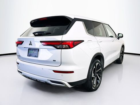Used 2024 Mitsubishi Outlander SE FWD image 9