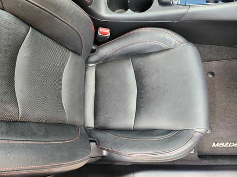 Used 2016 MAZDA MAZDA3 s Grand Touring w/ Technology Package FWD image 24