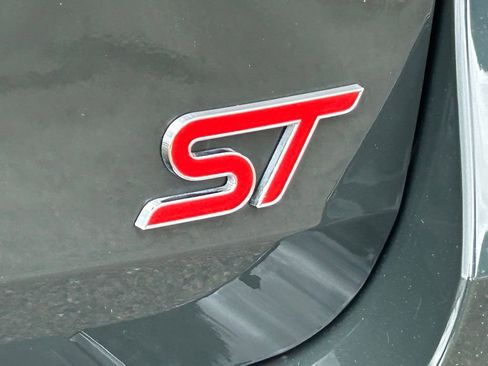 Used 2022 Ford Explorer ST w/ Equipment Group 401A image 23