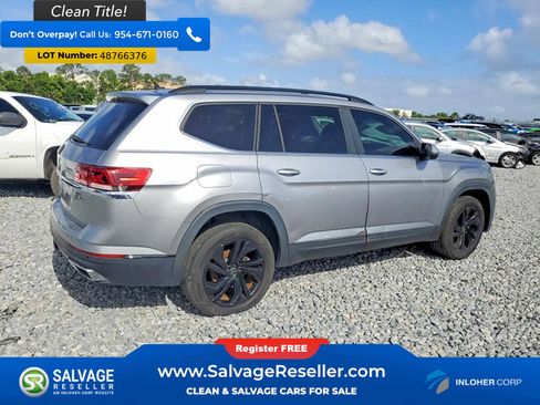 Used 2022 Volkswagen Atlas SE w/ Black Wheel Package image 4