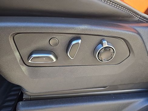 Used 2025 GMC Sierra 1500 Denali Ultimate image 13