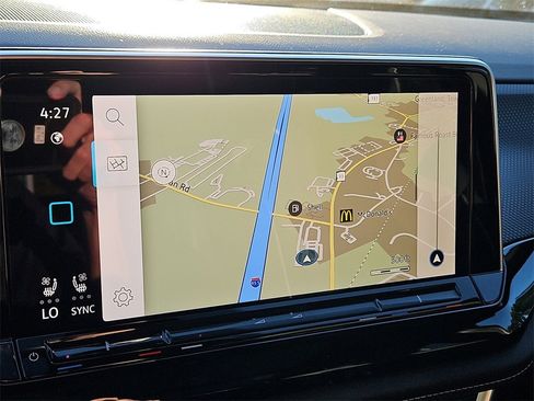 New 2026 Volkswagen Atlas Cross Sport SEL Premium R-Line image 9