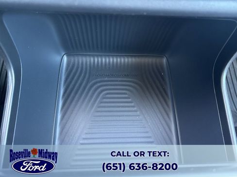 Used 2025 Ford Expedition Platinum image 18