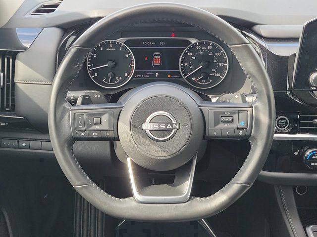 Used 2024 Nissan Pathfinder SV FWD image 17