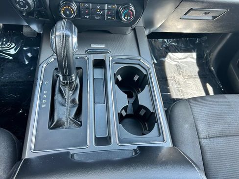 Used 2017 Ford F150 XLT w/ Equipment Group 302A Luxury AWD/4WD image 26