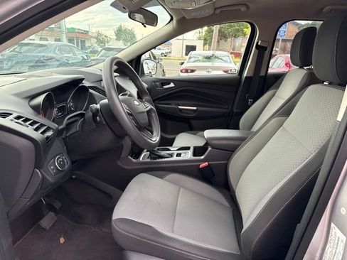 Used 2019 Ford Escape SE FWD image 6
