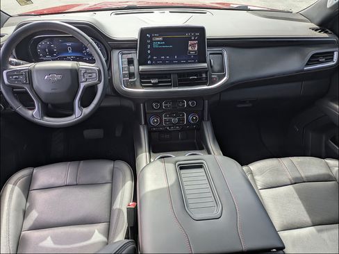 Used 2024 Chevrolet Suburban RST w/ Luxury Package RWD image 16