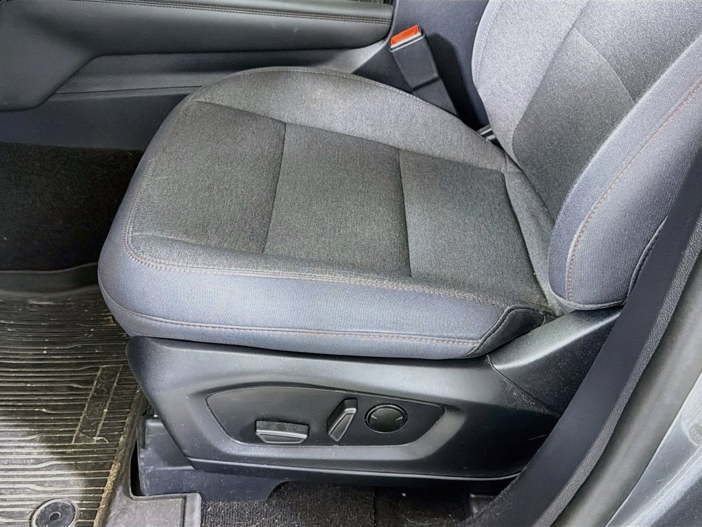 Used 2025 Ford Explorer Active RWD image 23