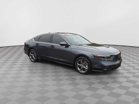 New 2026 Honda Accord EX-L image 2