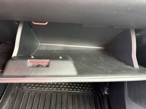 Used 2019 Dodge Grand Caravan SE image 33