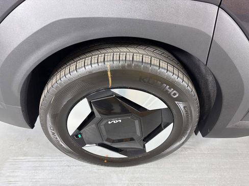 New 2026 Kia EV9 Light RWD image 10