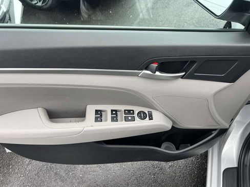 Certified 2020 Hyundai Elantra SEL image 14
