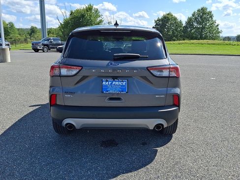 Used 2022 Ford Escape SEL AWD/4WD image 6