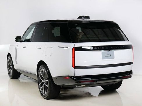 New 2026 Land Rover Range Rover SE image 33