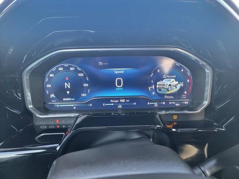 Used 2024 Chevrolet Silverado 3500 LT w/ Convenience Package image 25