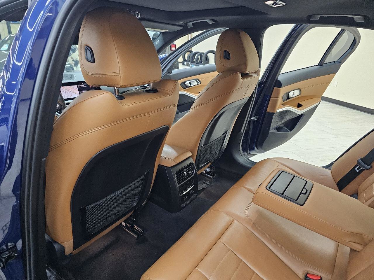 Used 2019 BMW 330i Sedan w/ Convenience Package RWD image 25