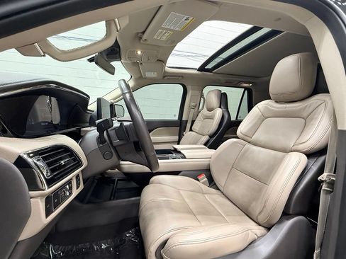 Used 2024 Lincoln Navigator L Reserve AWD/4WD image 41
