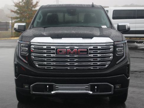 New 2026 GMC Sierra 1500 Denali w/ Denali Reserve Package image 3