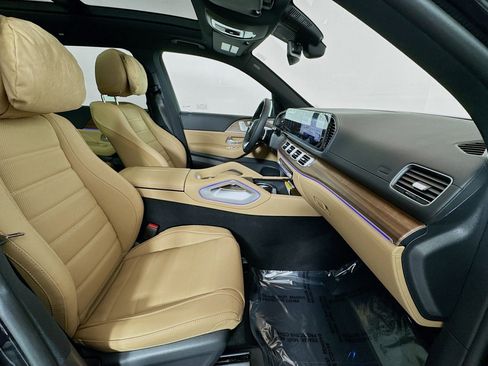 New 2025 Mercedes-Benz GLS 580 4MATIC image 27