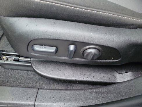 Used 2024 Chevrolet Blazer LT w/ Convenience Package image 18