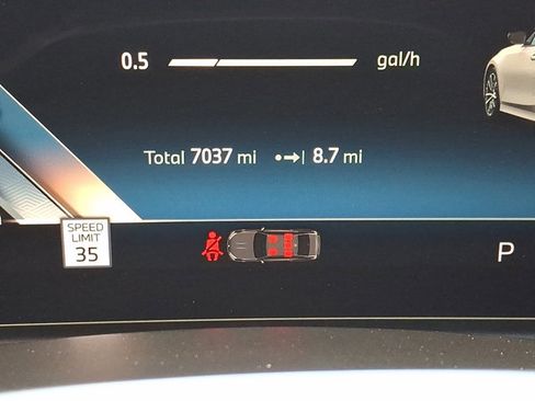 Certified 2025 BMW 330i xDrive Sedan w/ Premium Package image 23