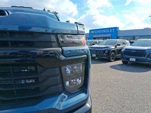 New 2026 Chevrolet Silverado 2500 Custom w/ Custom Value Package AWD/4WD image 3