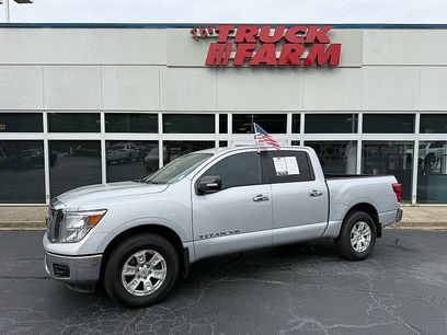 Used 2018 Nissan Titan SV