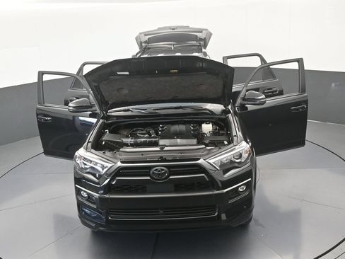 Used 2024 Toyota 4Runner Limited AWD/4WD image 72