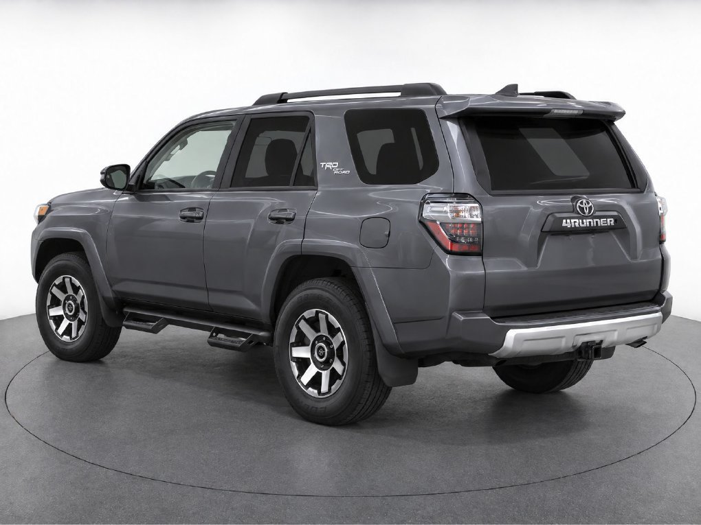 Used 2020 Toyota 4Runner TRD Off-Road AWD/4WD image 3