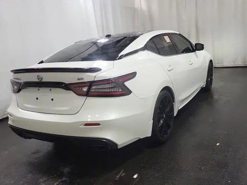 Used 2021 Nissan Maxima SR w/ Sport Mat Group FWD image 4