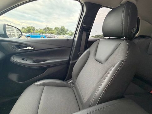 Used 2023 Buick Encore GX Select FWD image 22