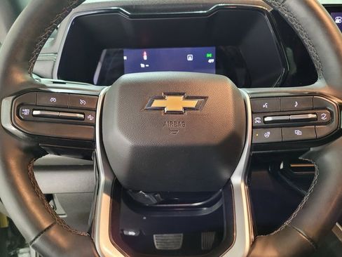 Used 2023 Chevrolet Colorado LT w/ LT Convenience Package III image 34