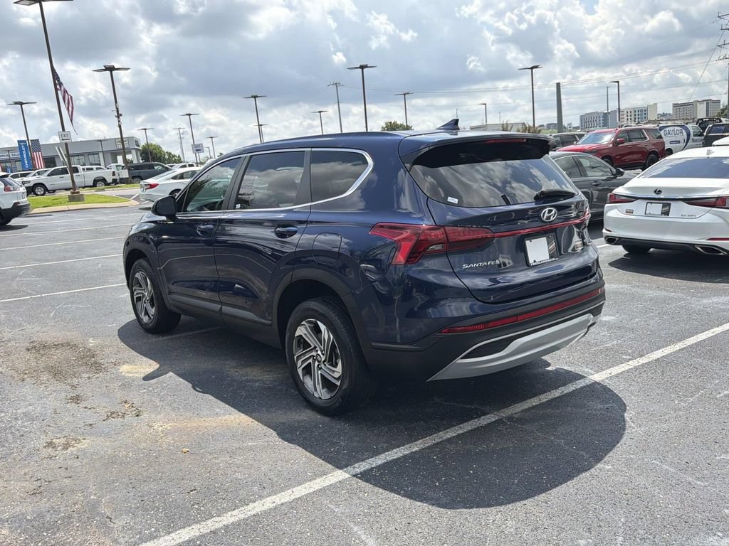Used 2023 Hyundai Santa Fe SE AWD/4WD image 5
