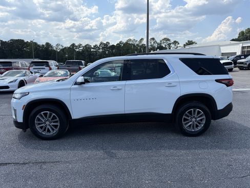 Used 2023 Chevrolet Traverse LT AWD/4WD image 7