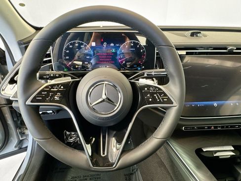 New 2026 Mercedes-Benz E 450 4MATIC All-Terrain Wagon image 11