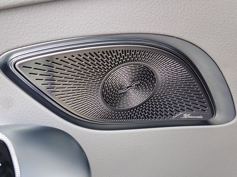 Used 2023 Mercedes-Benz EQE 350+ SUV image 23