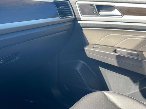 Used 2023 Volkswagen Atlas SE w/ Panoramic Sunroof Package AWD/4WD image 33