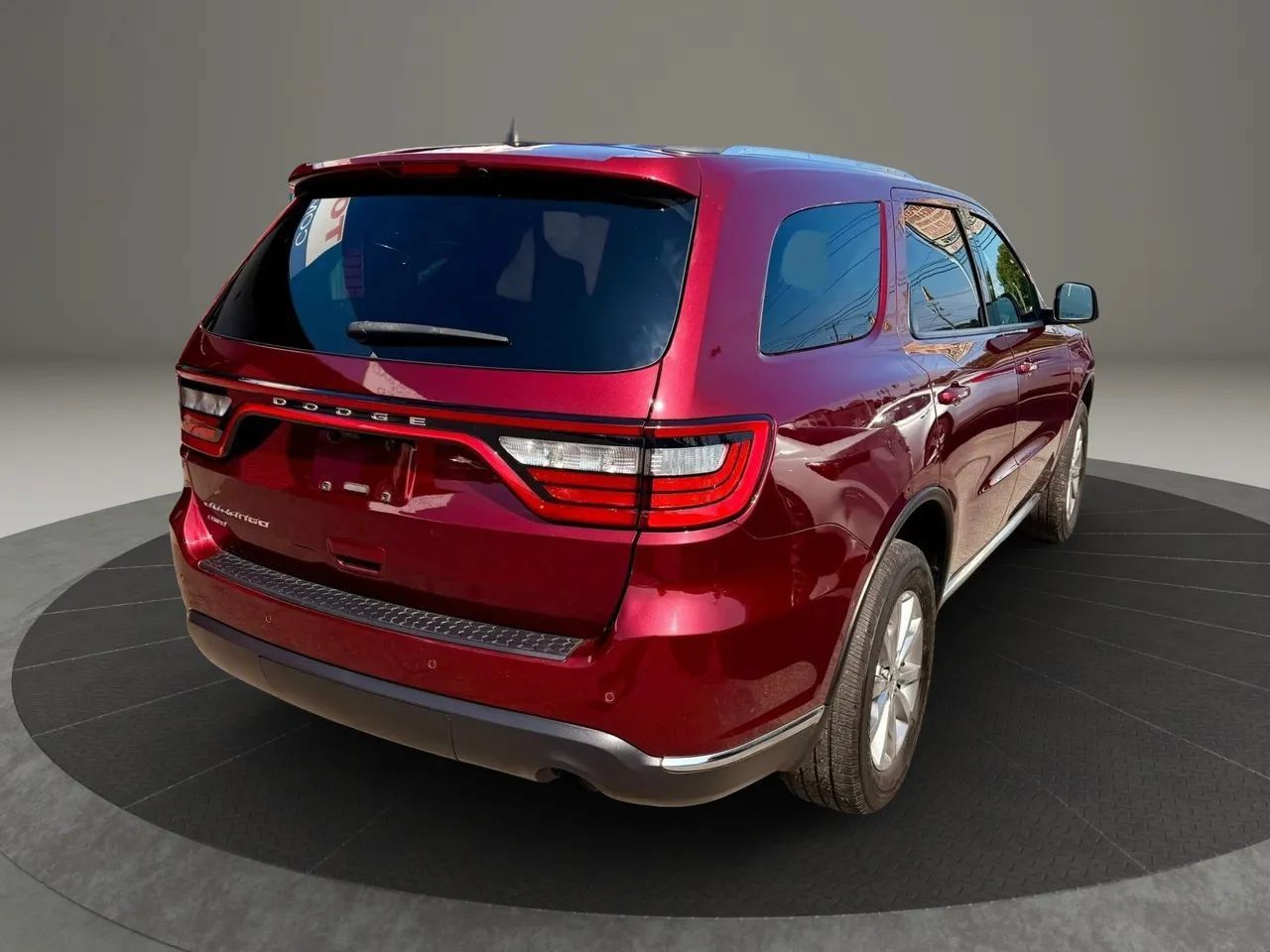 Used 2017 Dodge Durango SXT w/ Quick Order Package 23B AWD/4WD image 4