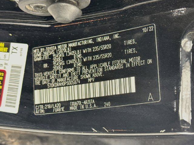 Used 2023 Toyota Highlander Platinum FWD image 33