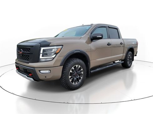 Used 2021 Nissan Titan PRO-4X image 2
