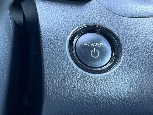 Used 2025 Toyota Camry LE FWD image 24