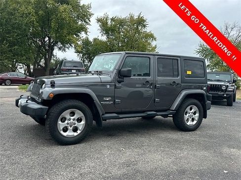 Used 2014 Jeep Wrangler Unlimited Sahara image 4