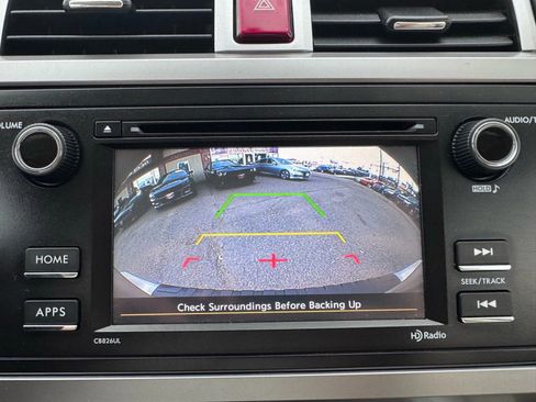 Used 2017 Subaru Outback 2.5i AWD/4WD image 35