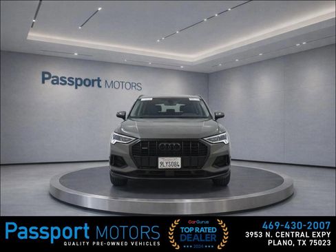 Used 2024 Audi Q3 2.0T Premium w/ Convenience Package AWD/4WD image 1