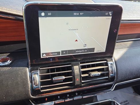 Used 2019 Lincoln Navigator Reserve AWD/4WD image 20
