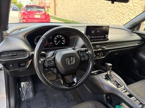 Used 2023 Honda HR-V Sport image 14