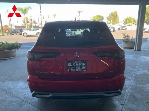 New 2026 Mitsubishi Outlander SE image 4